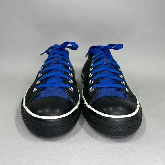 Converse Men's Size 10.5 Chuck Taylor All Star Low Top Sneakers - Picture 2 of 10